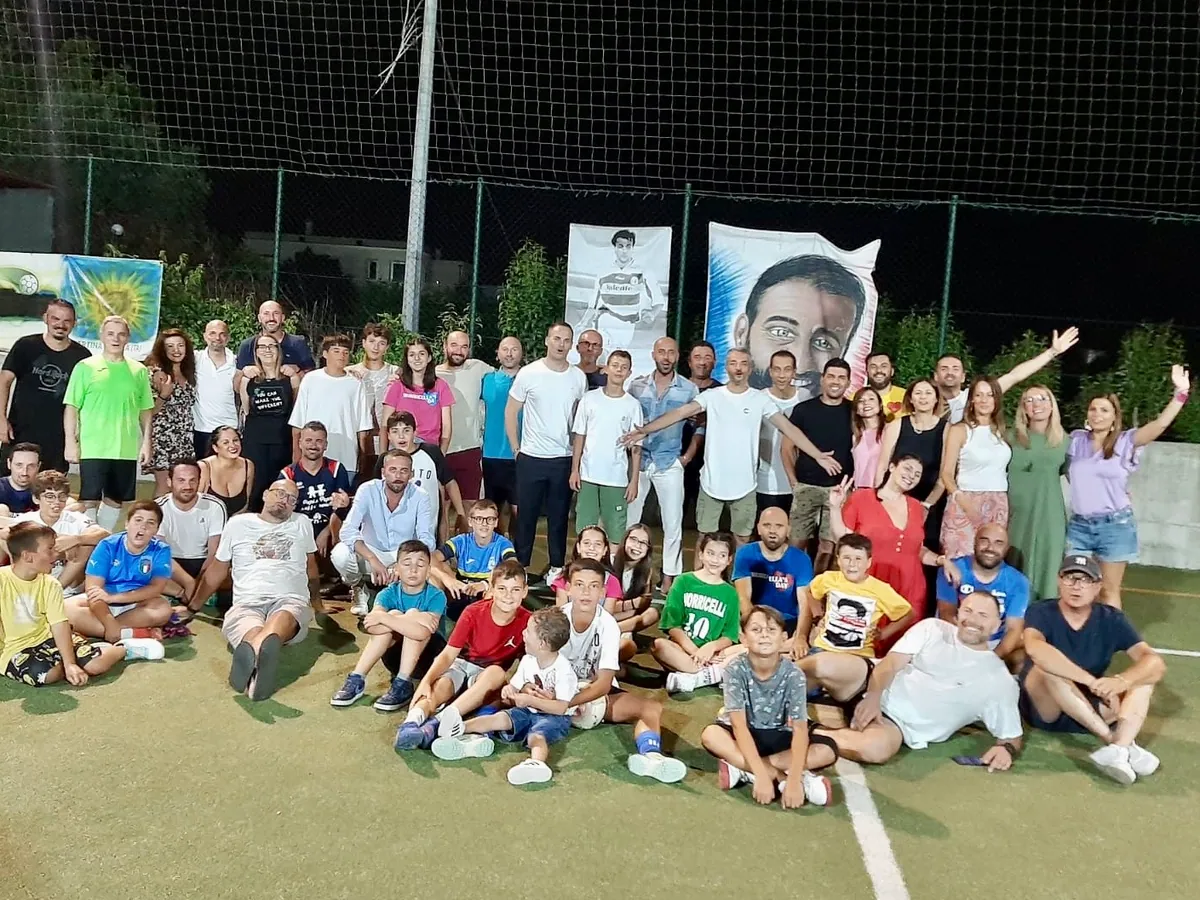Foto di gruppo della serata del Memorial 2023
